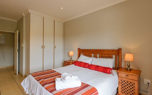 San Lameer Villa Rentals 10431