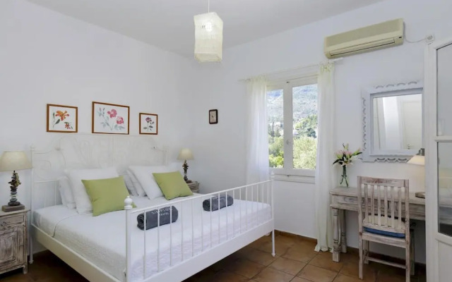 Loutsa Villa in Ithaki