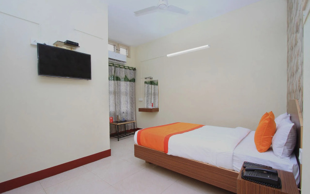 MSR Comforts by OYO Rooms