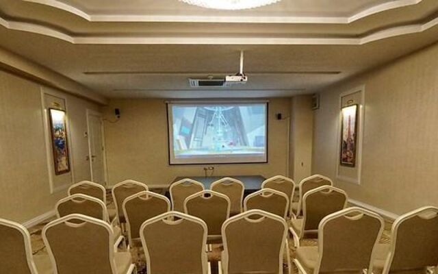 Orkis Palace Termal Otel