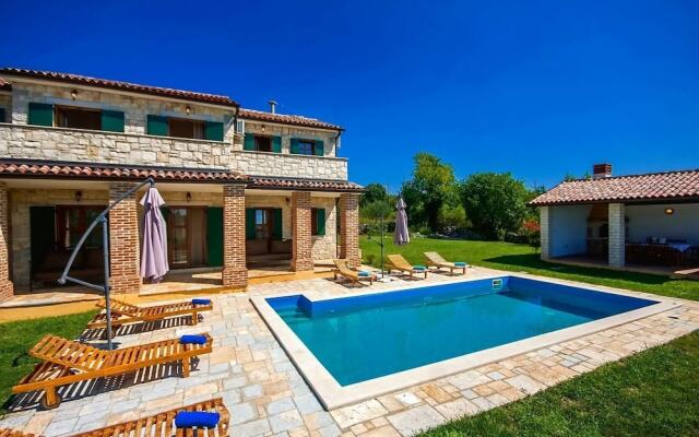Villa Mila