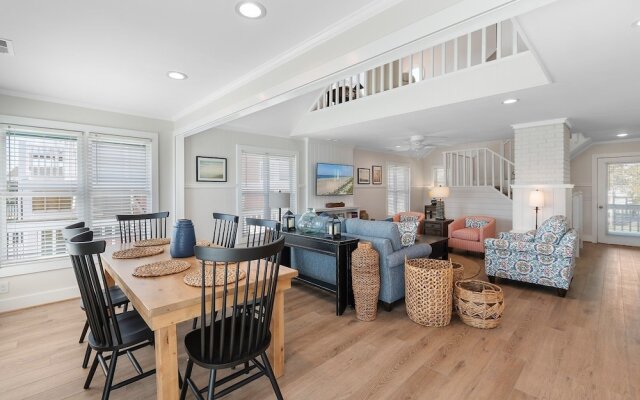 Anster / 144 Tuna Drive 3 Bedroom Home by RedAwning