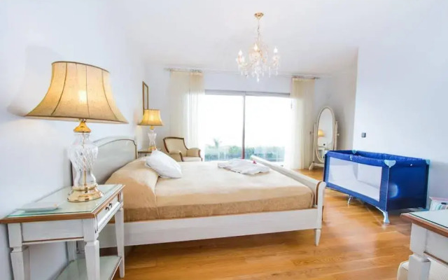 Victoria Villa