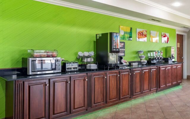 Econo Lodge Inn & Suites Demopolis