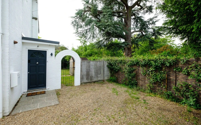 Riverwalk Apartment One