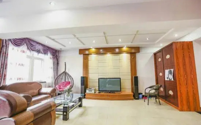 Wuzhen Xiaocheng Love Hotel