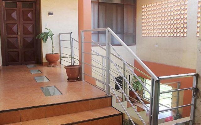 Elisa Hotel