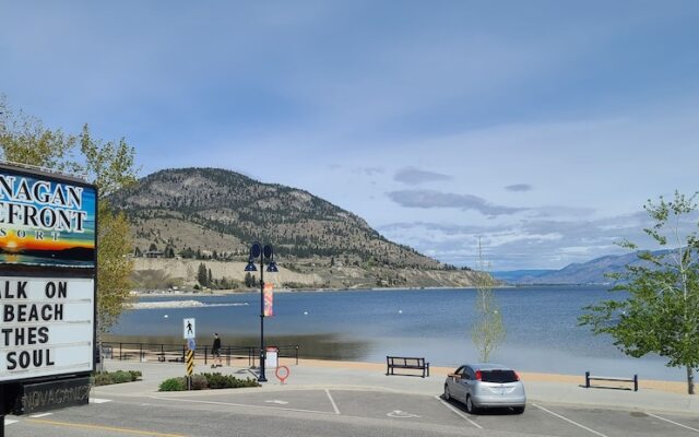Okanagan Lakefront Resort