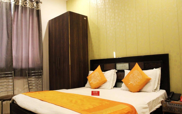 OYO 2201 Hotel Royal Mirage