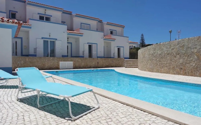 D01 - Coastal Townhouse by Dreamalgarve