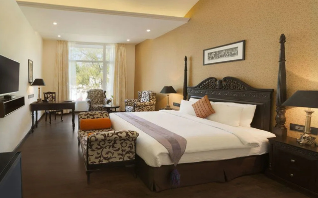 Holiday Inn