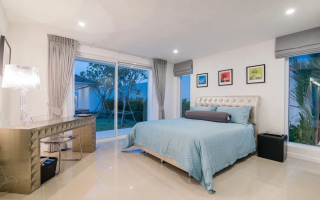 Luxury Modern 4 Bedroom Pool Villa - Fh206