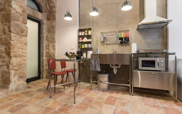 Best Location Jerusalem Stone Apartment