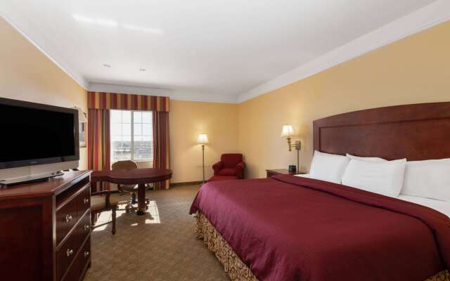 La Quinta Inn & Suites by Wyndham Dodge City