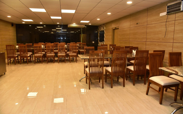 Carina Retreat Resort