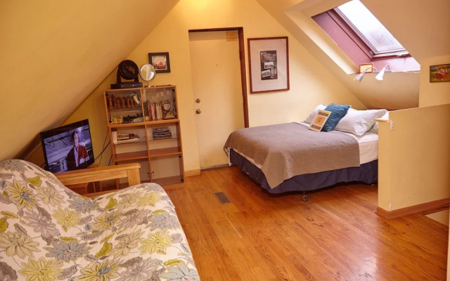 Ray's Bucktown B&B