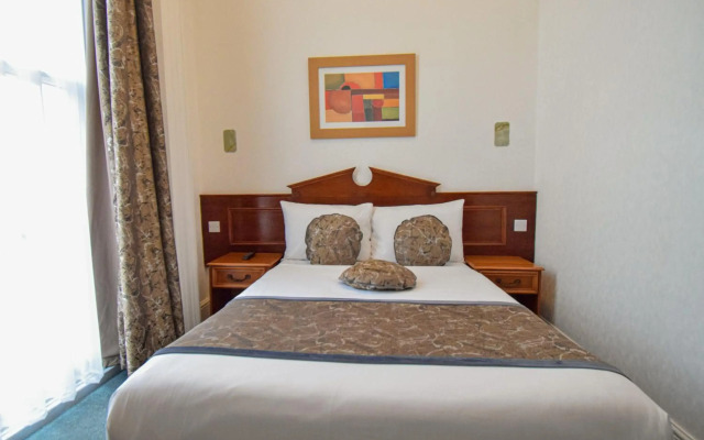 Pembridge Palace Hotel
