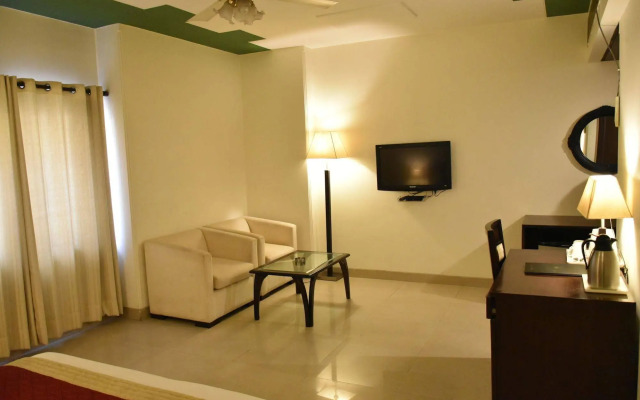 Hotel Impress By Rmr Hotels