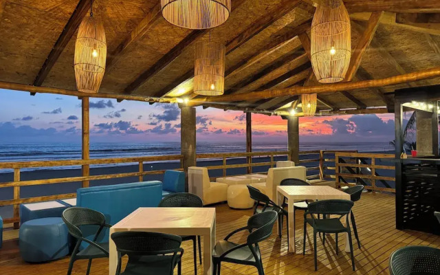 Hotel Tesoro Beach