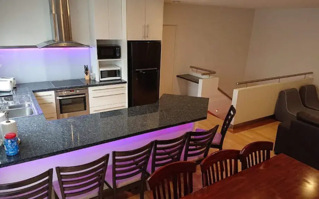 Paradise Escapes - 001