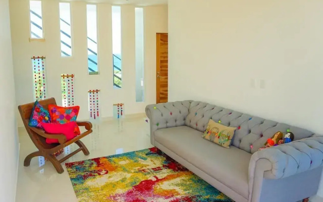 Casa de la Luna Loca by Skyrun