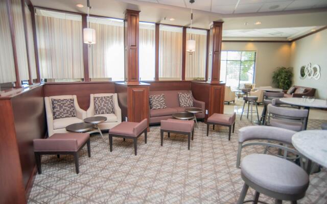 DoubleTree by Hilton Hotel Bloomington