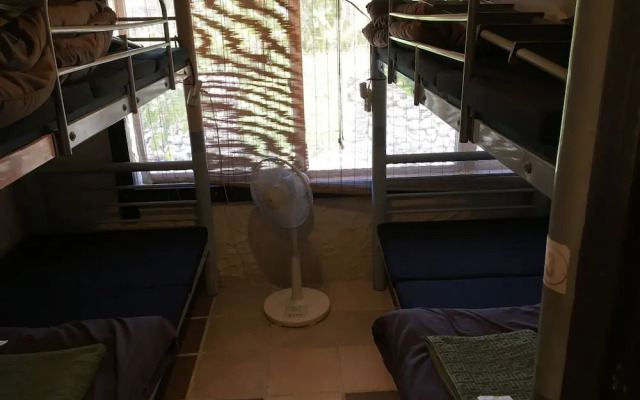 Taketomijima Guesthouse & Jetaime - Hostel