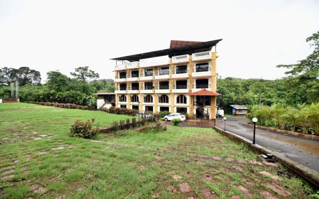 HariS Hotel Seawood