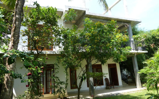 Sooriya Villa