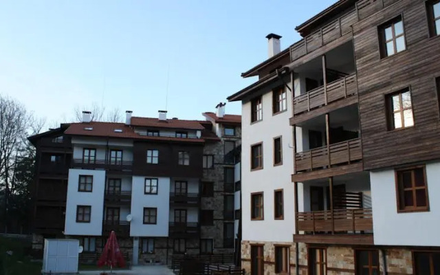 Wood Apartment in Mountain View Complex
