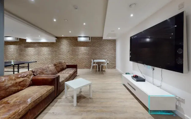 Student Only The Pad