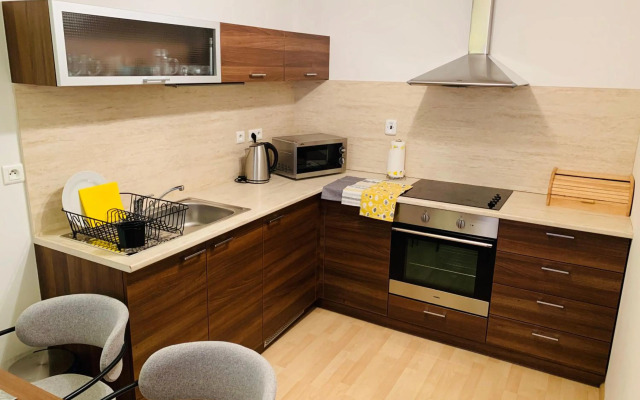 NEW Apartment 120 DONOVALY