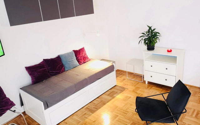 West vibes apartment