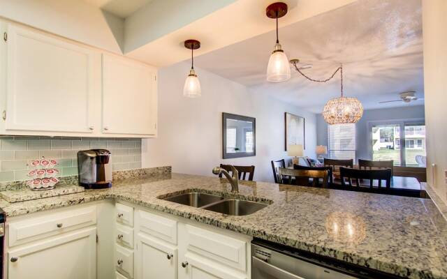 2 B, Three Bedroom Townhome