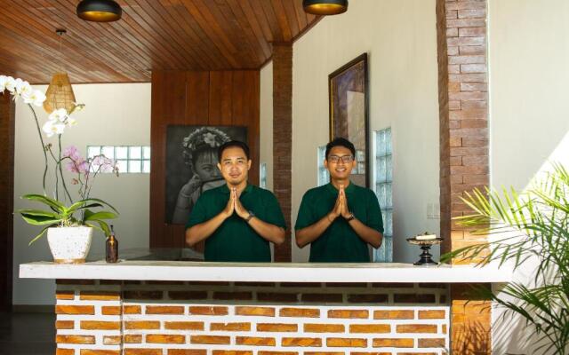 Frangipani House And Spa By Ecommerceloka