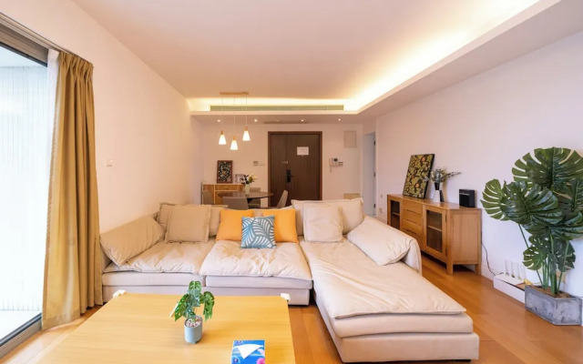 Tyms Modern 3BR 2BA Apt Near Metro