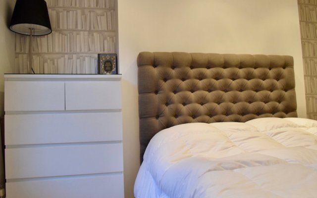1 Bedroom Apartment in Queen's Park