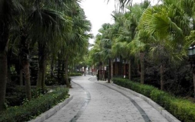 Golden Shuitai Hot Spring
