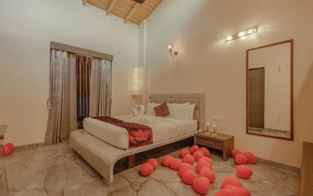 Freesia Resort by Express Inn