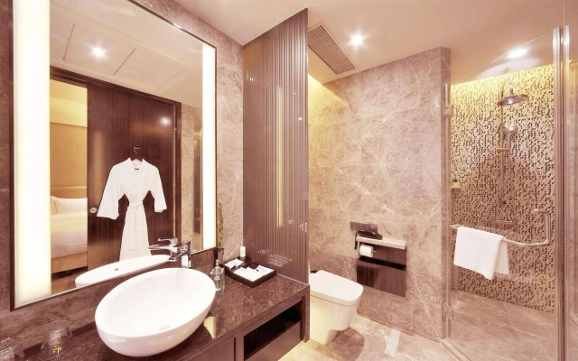 Royal Suites & Tower