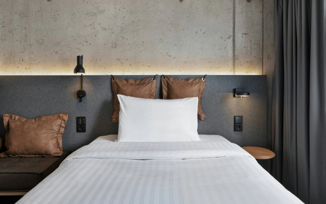 Moxy Hamburg Altona - Image 5