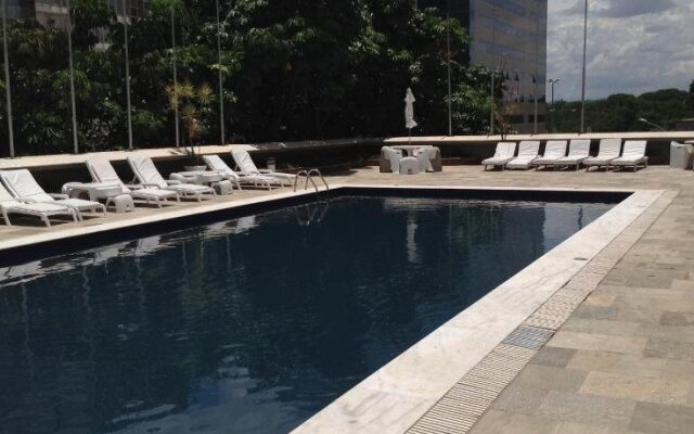 Carlton Hotel