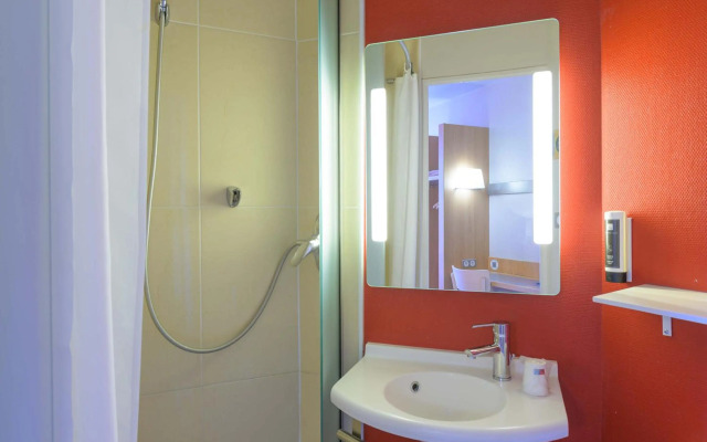 B&B HOTEL Marne-la-Vallée Bussy