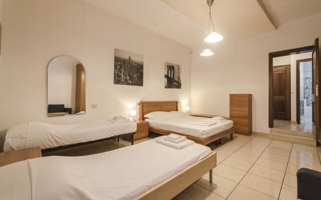 Carro Apartment