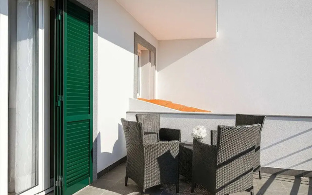 Armando House Ocean View