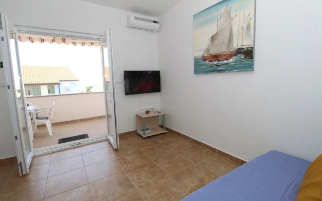 Uga2 - 70m From the Beach - A1-kat