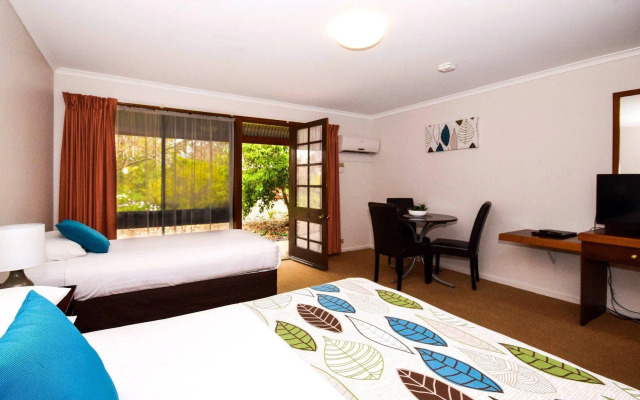 River Country Inn