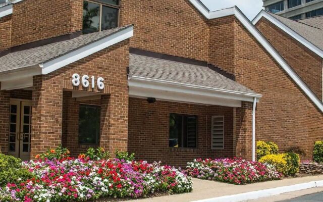 Tysons Corner Suites, A Baymont by Wyndham