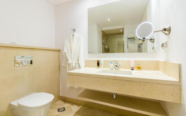 Seaview 1 BR with Beach & Pool access in Mangroovy