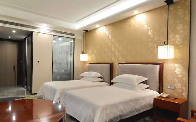 Chonpines Hotels·Zhengzhou East Railway Station